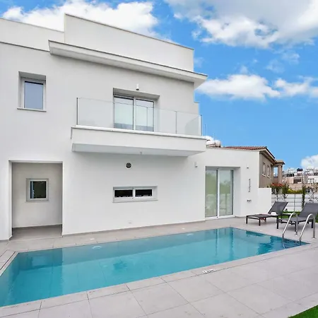 Villa Sun & Moon Luxury - Eclipse Agia Napa